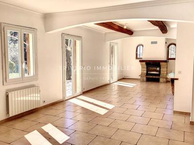 Maison - 117 m² - 4 pièces