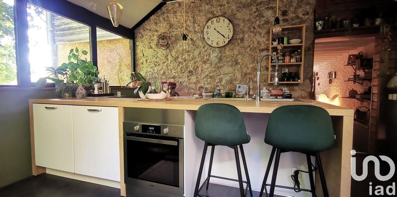 Maison - 200 m² - 7 pièces