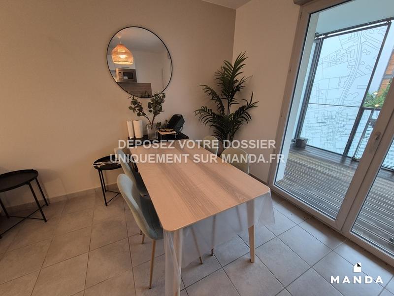 Chambre - 10 m² - 4 pièces