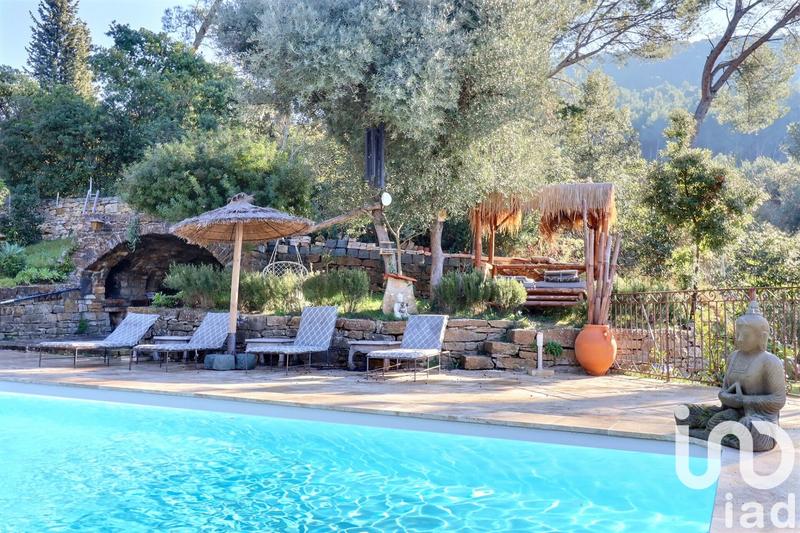 Maison - 148 m² - 6 pièces