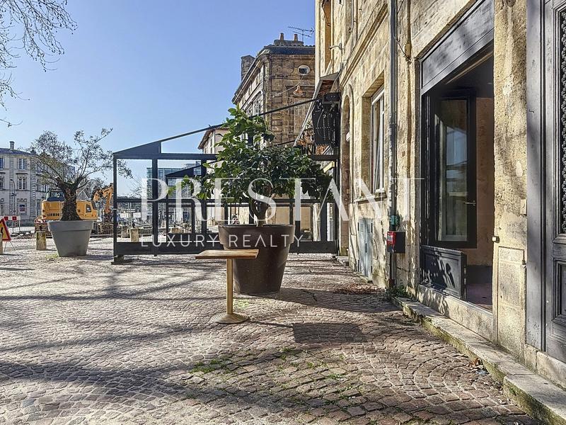 Bureau - 63 m² - 1 pièce