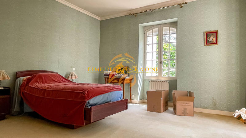 Maison - 254 m² - 4 pièces