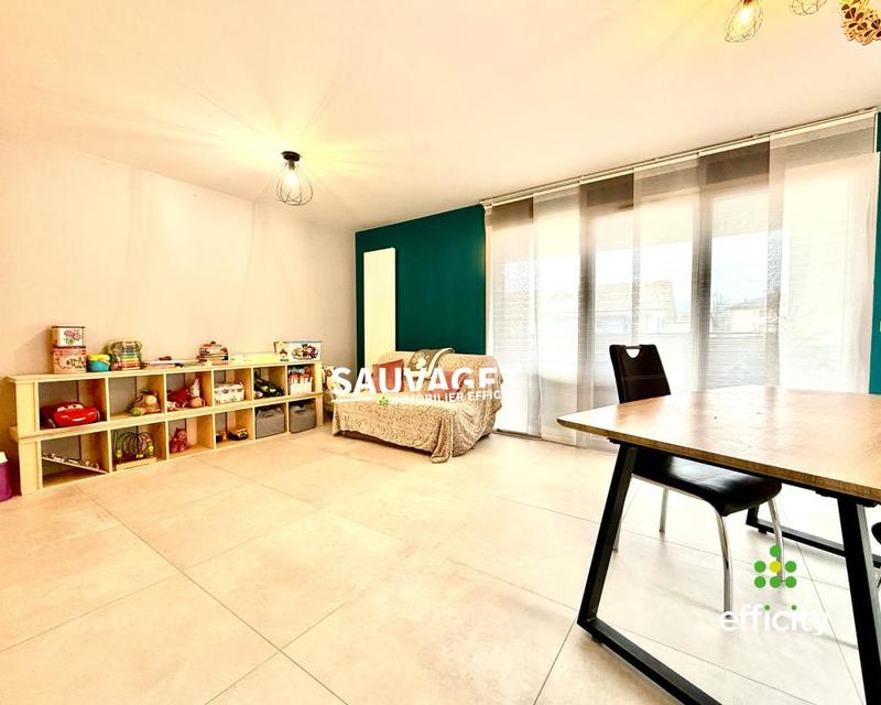 Appartement - 86 m² - 4 pièces