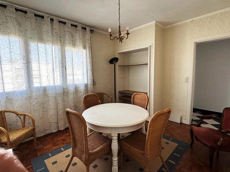 Appartement - 76 m² - 5 pièces
