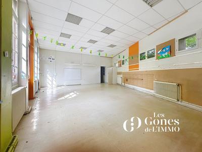 Loft - 101 m² - 4 pièces