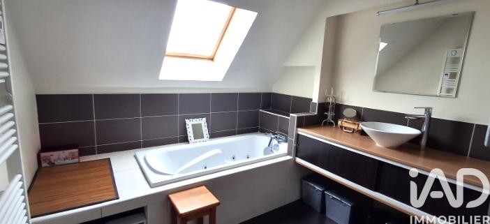 Maison - 117 m² - 5 pièces