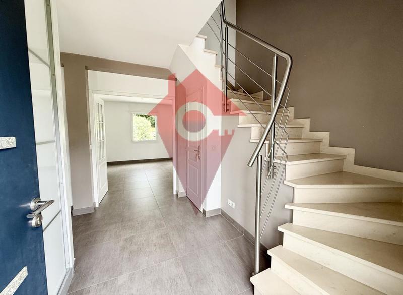 Maison - 160 m² - 7 pièces