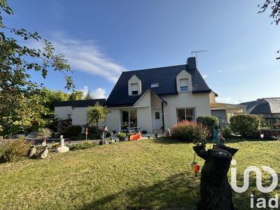 Maison - 137 m² - 5 pièces