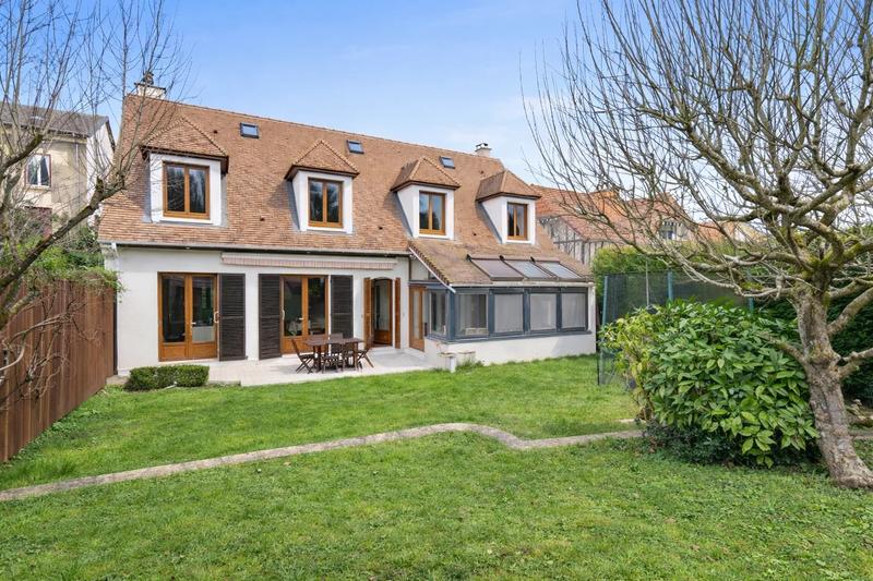 Maison - 164 m² - 6 pièces