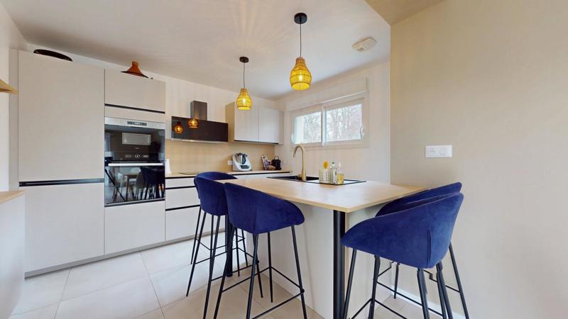 Maison - 130 m² - 6 pièces