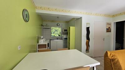 Propriété - 90 m² - 6 pièces