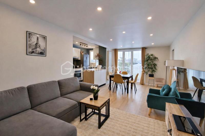 Appartement - 80 m² - 4 pièces