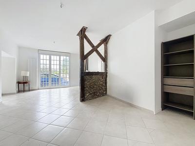 Appartement - 83 m² - 3 pièces