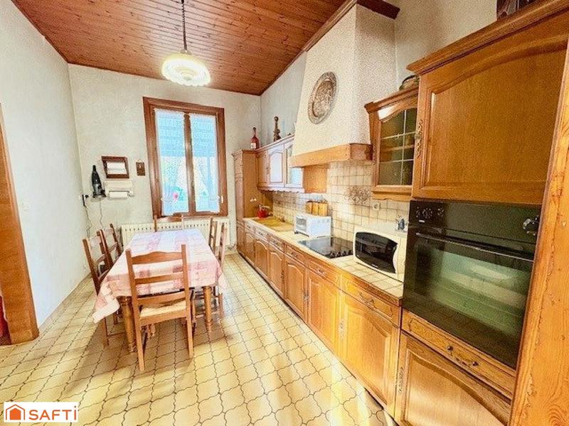 Maison - 132 m² - 8 pièces