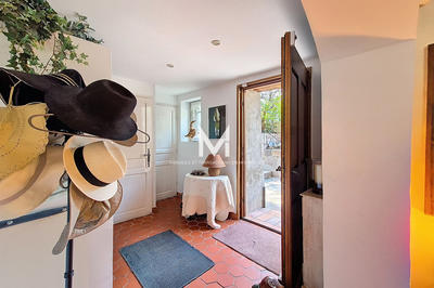 Maison - 180 m² - 7 pièces