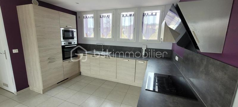 Appartement - 64 m² - 4 pièces
