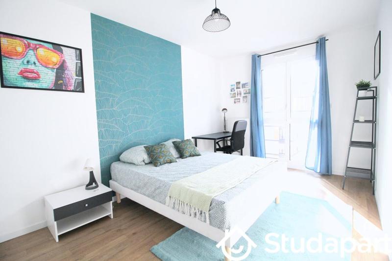 Chambre - 13 m² - 1 pièce