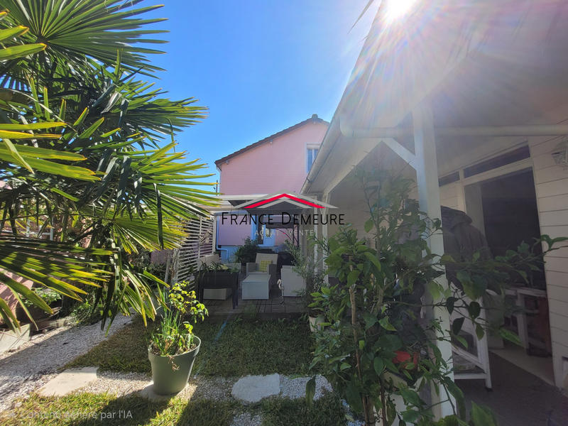 Maison - 91 m² - 5 pièces