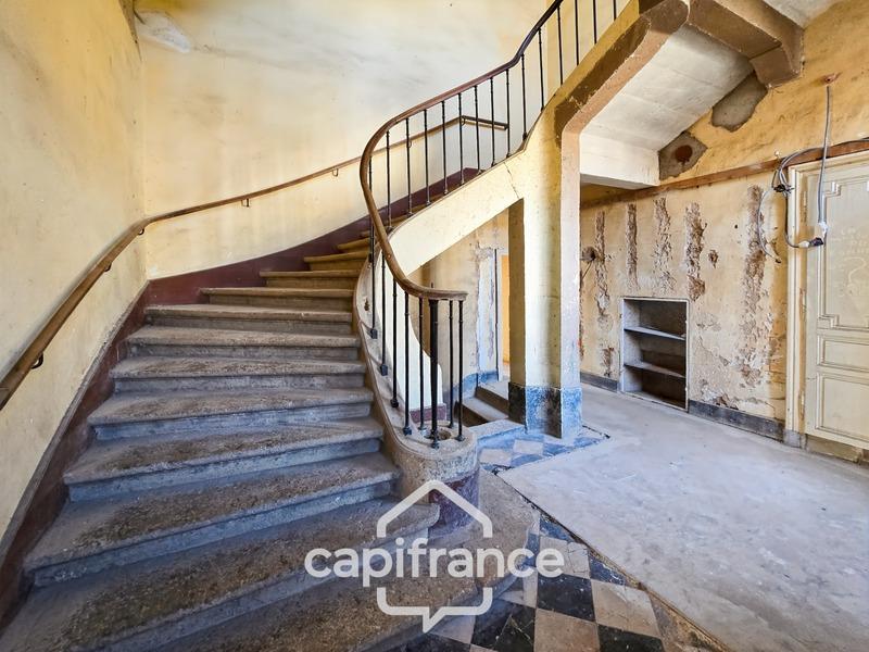 Hôtel particulier - 780 m² - 25 pièces