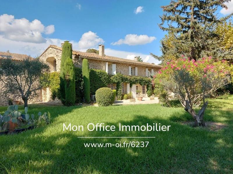 Maison - 434 m² - 13 pièces