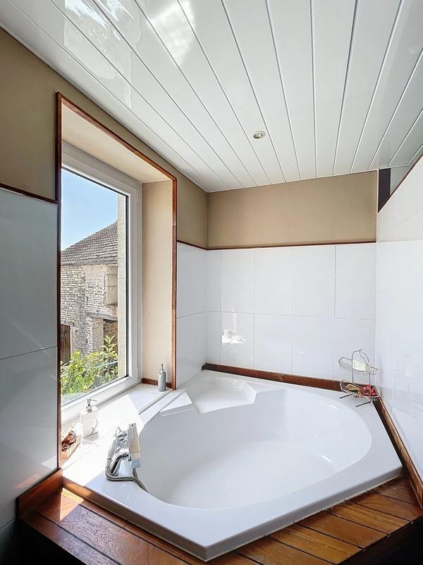 Maison de village - 119 m² - 6 pièces