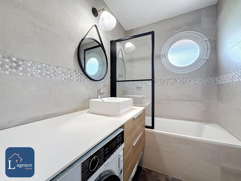 Maison - 102 m² - 5 pièces