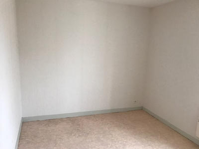 Appartement - 95 m² - 5 pièces