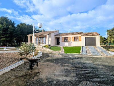 Villa - 100 m² - 4 pièces