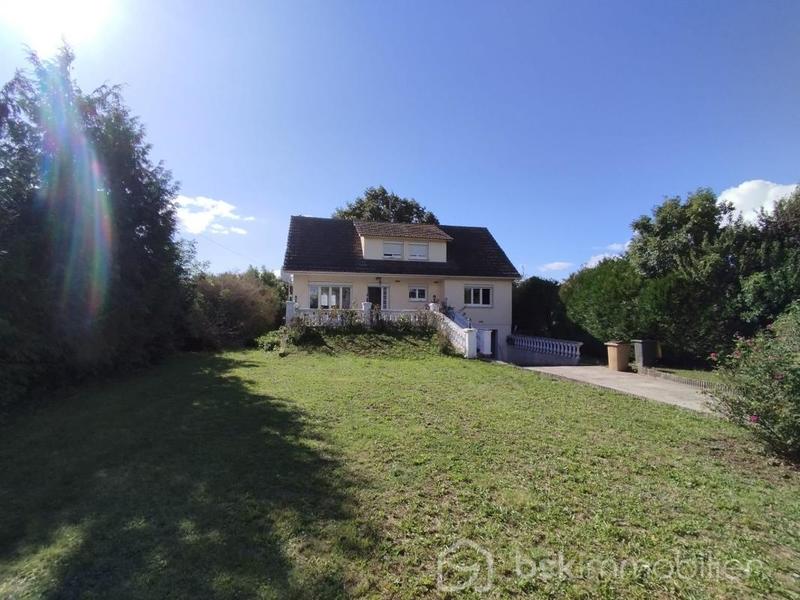 Propriété - 134 m² - 6 pièces