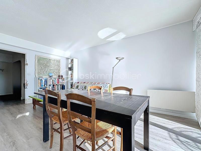 Appartement - 84 m² - 4 pièces