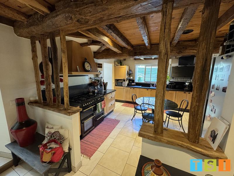 Maison - 135 m² - 6 pièces