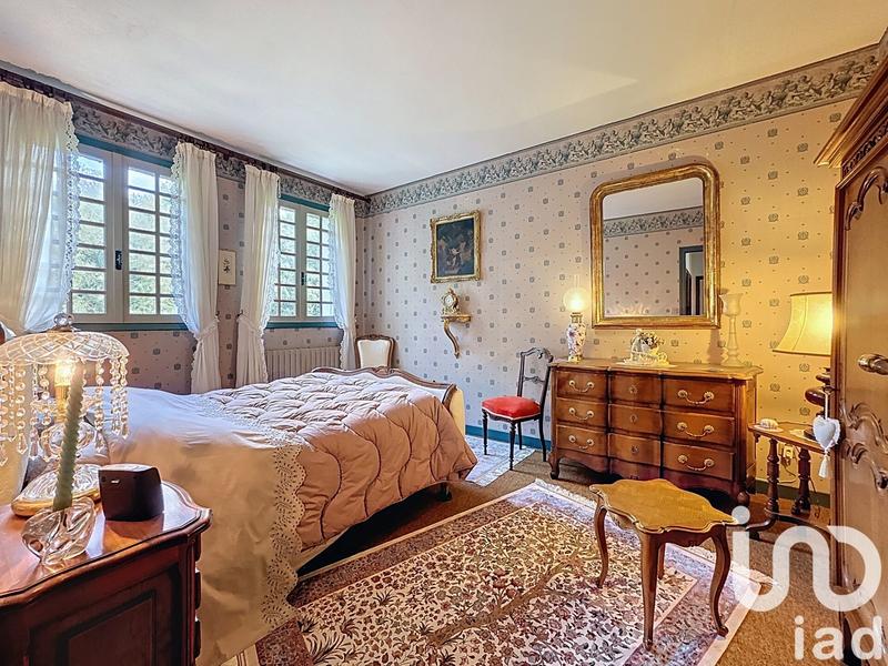 Maison - 187 m² - 6 pièces