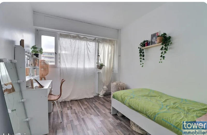 Appartement - 83 m² - 4 pièces