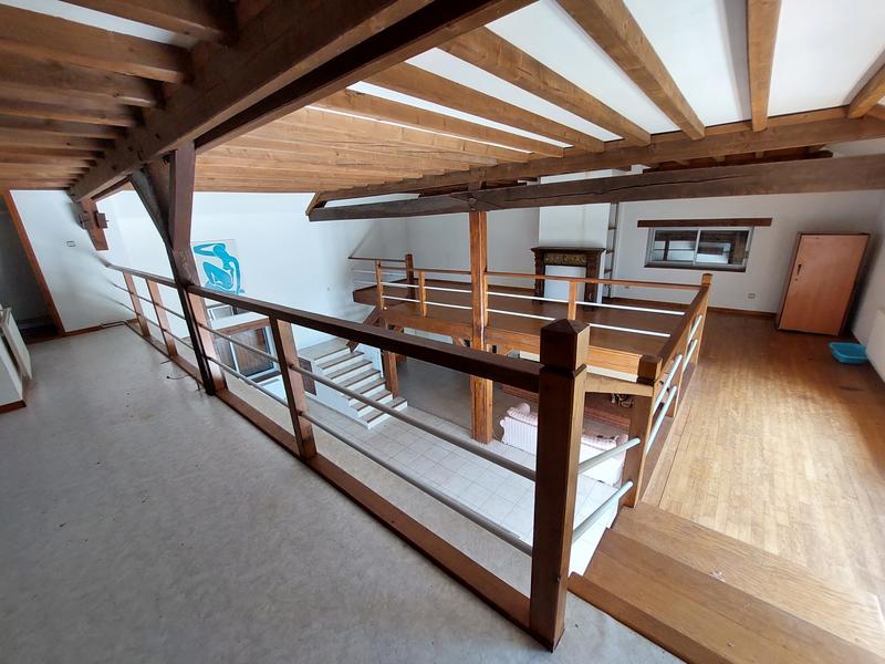 Maison ancienne - 417 m² - 8 pièces