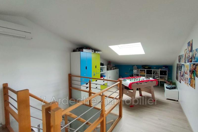 Maison - 175 m² - 5 pièces