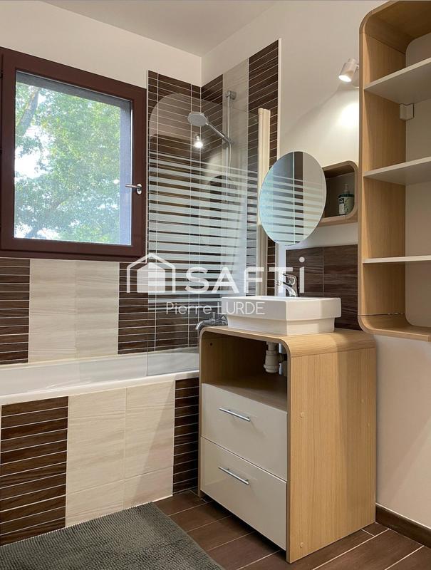 Maison - 165 m² - 7 pièces