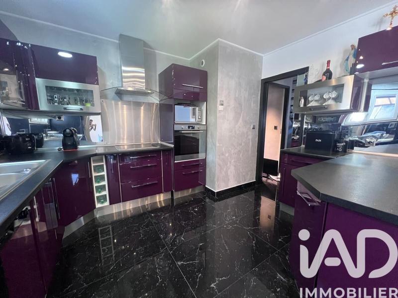 Maison - 130 m² - 6 pièces