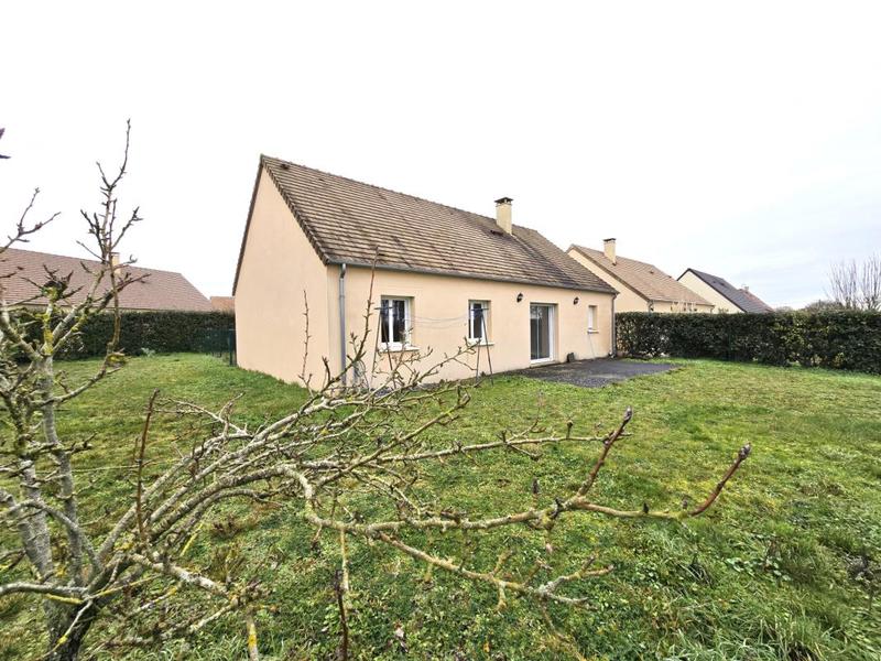 Maison - 85 m² - 5 pièces
