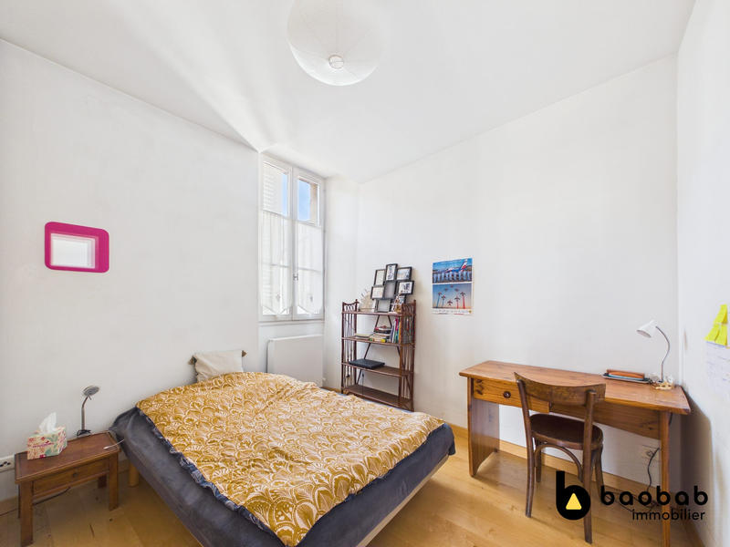 Appartement - 136 m² - 5 pièces