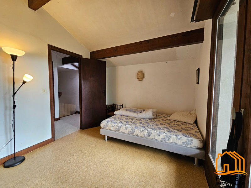 Maison - 130 m² - 8 pièces