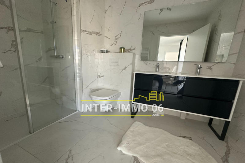 Appartement - 140 m² - 4 pièces