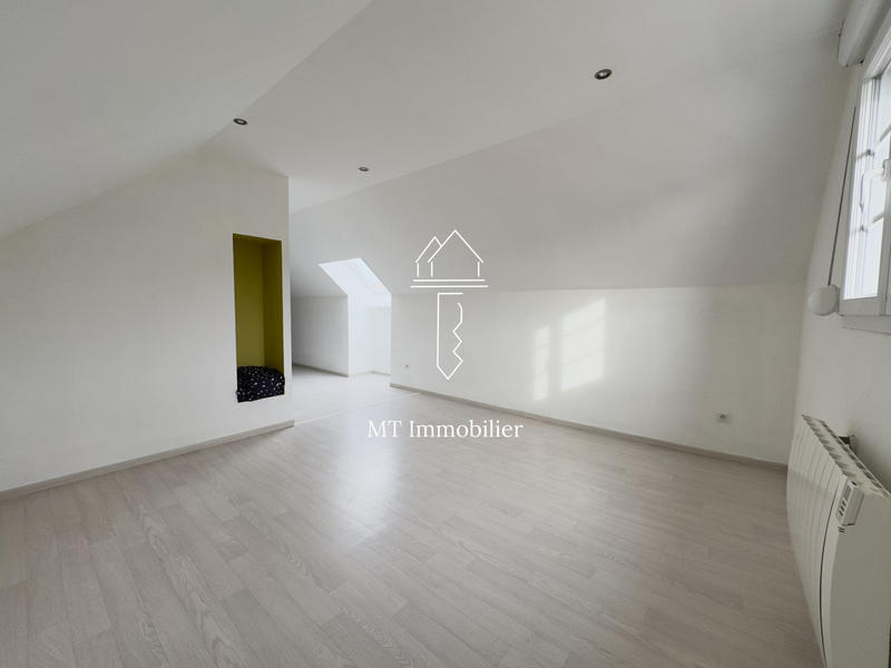 Maison - 141 m² - 8 pièces