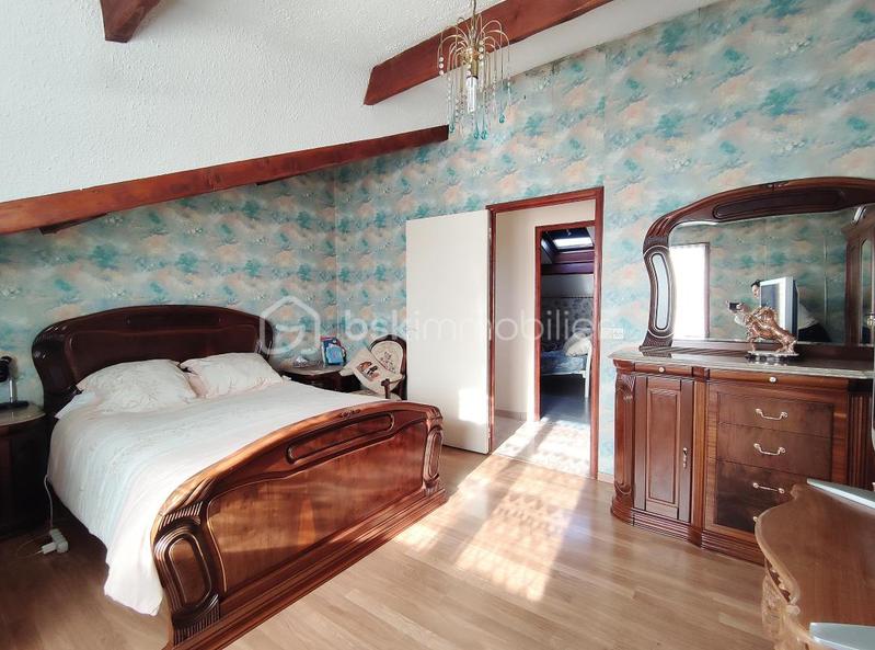 Maison ancienne - 175 m² - 8 pièces