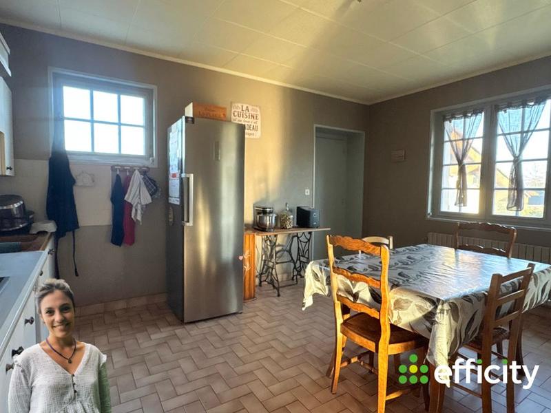 Villa - 160 m² - 8 pièces