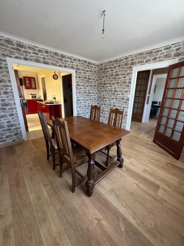 Maison - 148 m² - 6 pièces