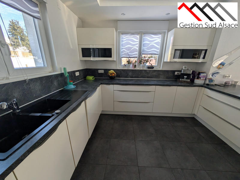 Maison - 138 m² - 6 pièces