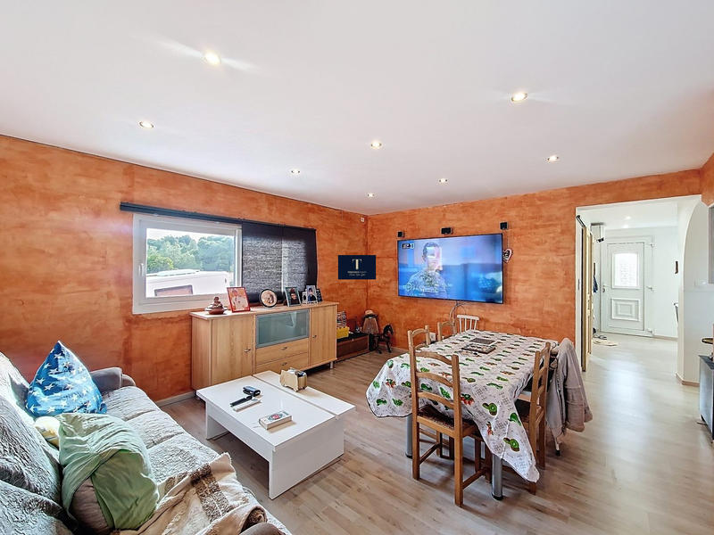 Maison traditionnelle - 121 m² - 5 pièces