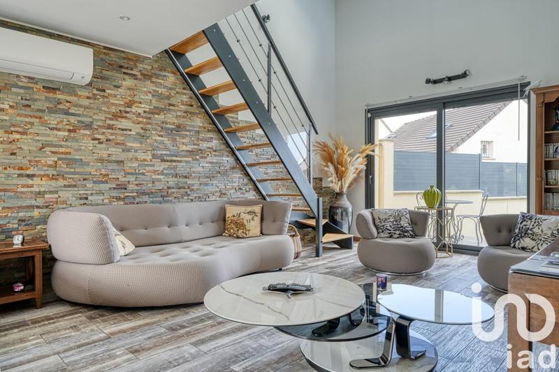 Maison - 165 m² - 7 pièces