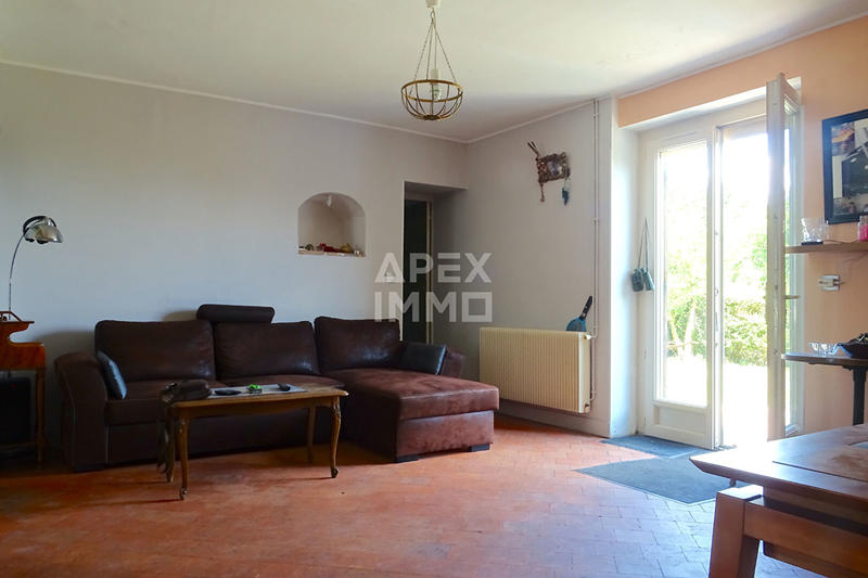 Maison - 98 m² - 4 pièces