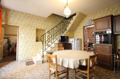 Maison de village - 105 m² - 7 pièces